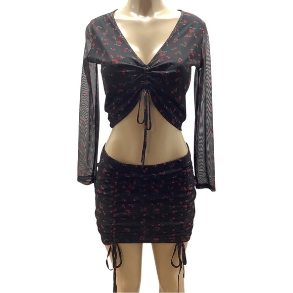 J for Justify Cherry Mesh Skirt Set Size Large Preloved - Picture 1 of 7